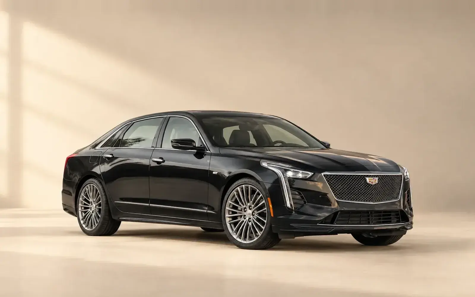 Elite VIP Sedan, Cadillac executive sedan